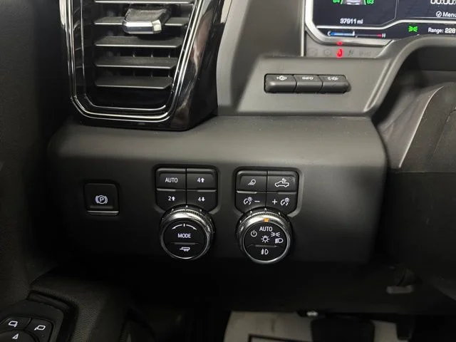 Used 2024 Silver GMC AT4 image 20