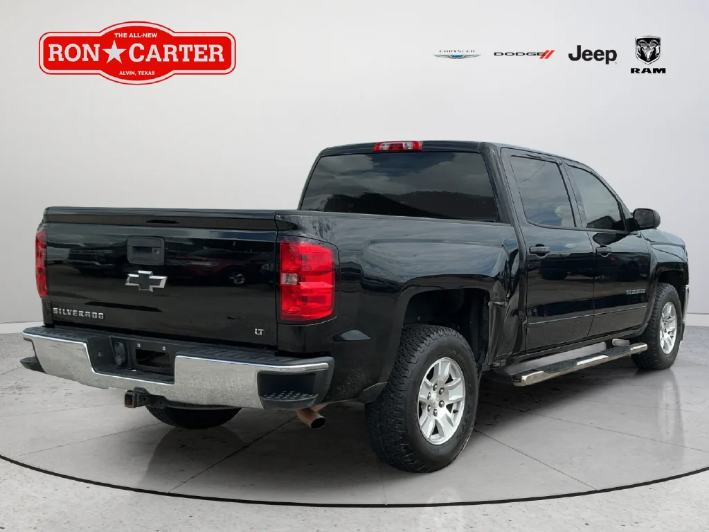 Used 2016 Black Chevrolet LT image 6