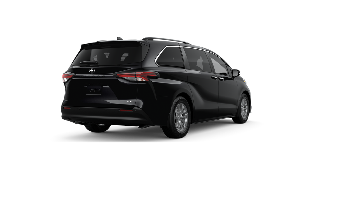 New 2026 Midnight Black Metallic Toyota XLE image 9