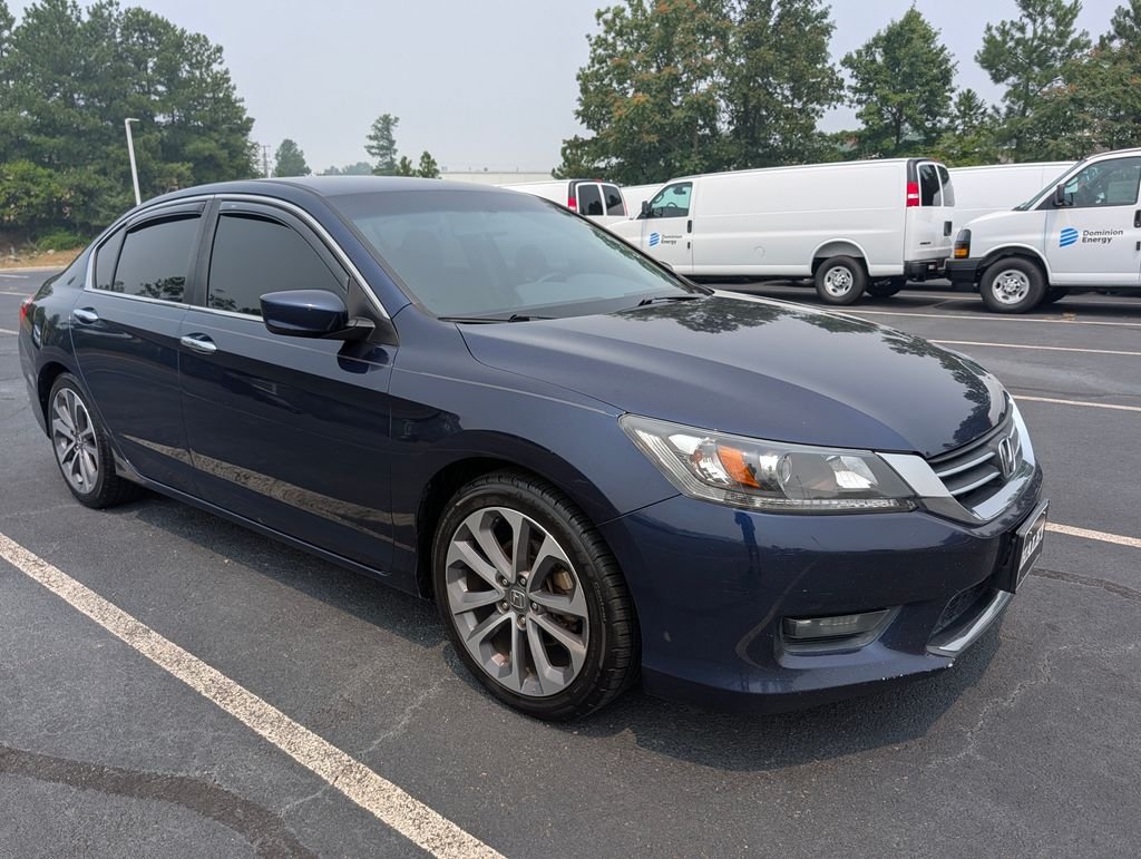 Used 2015 Blue Honda Sport image 1