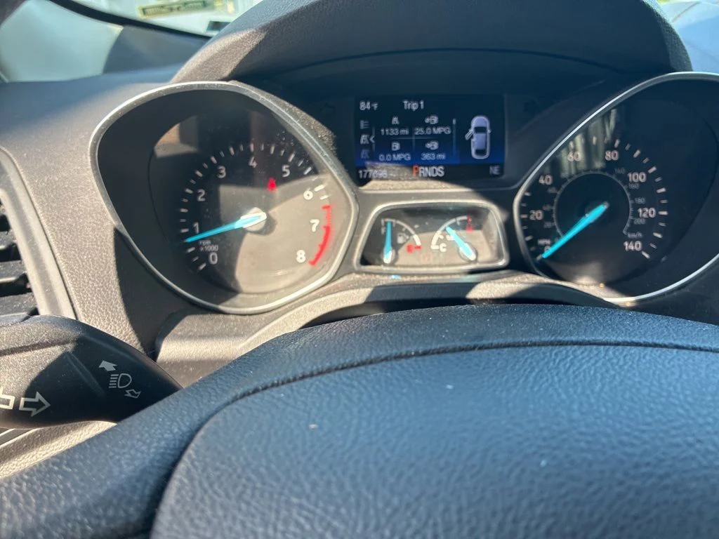 Used 2017 Gold Ford S image 6