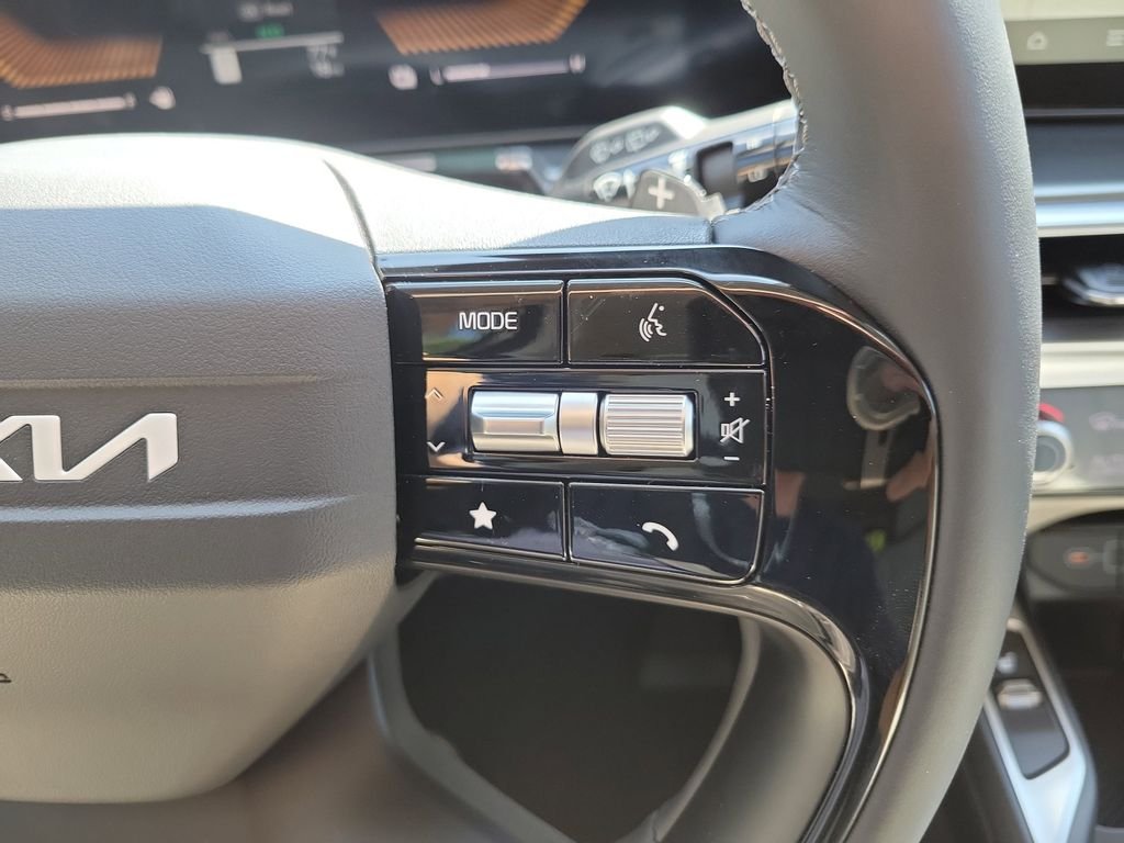 New 2026 Beige Kia EX image 32