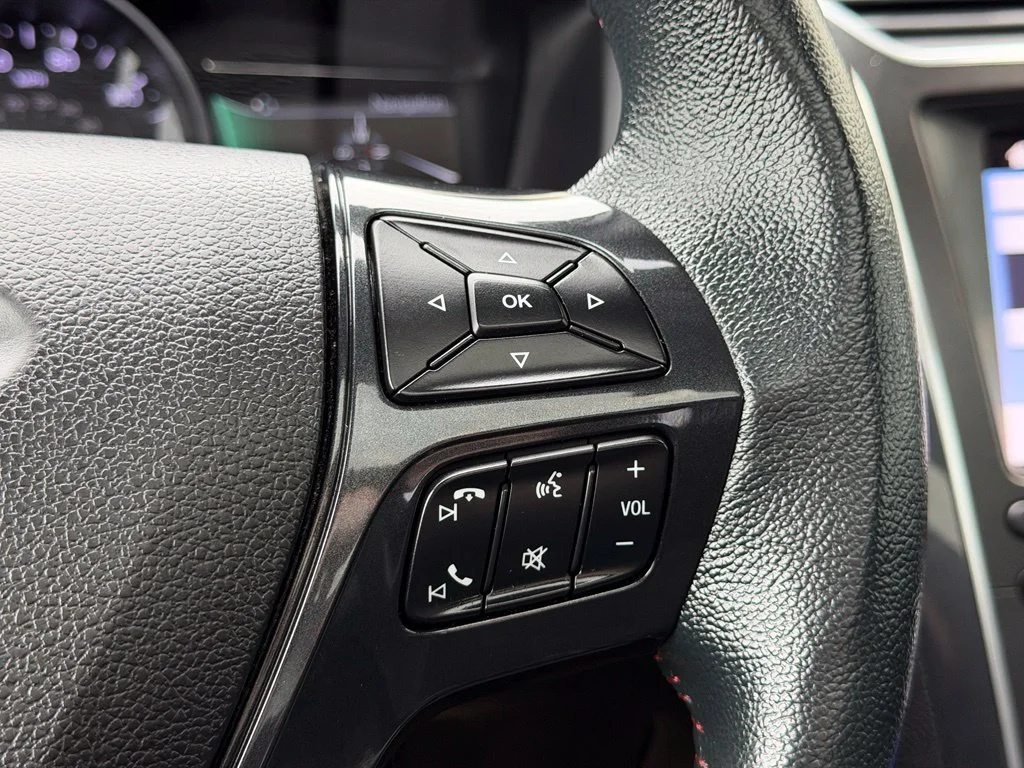 Used 2019 Silver Ford Sport image 19