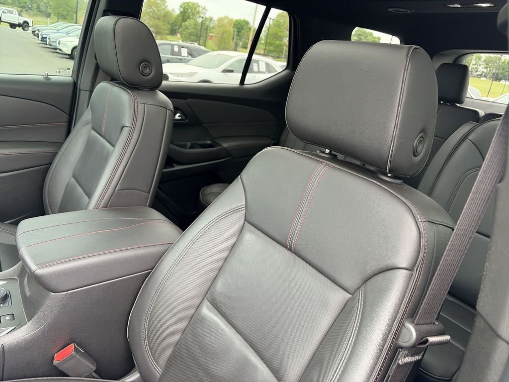 Used 2023 Gray Chevrolet RS image 11