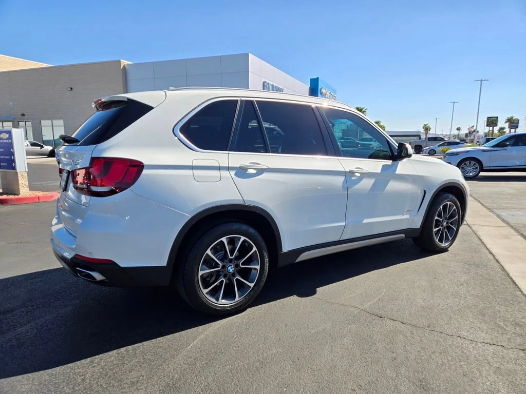 Used 2018 Alpine White BMW xDrive35i image 6