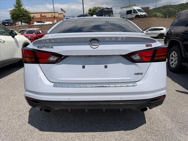 Used 2023 Gray Nissan 2.5 SR image 18
