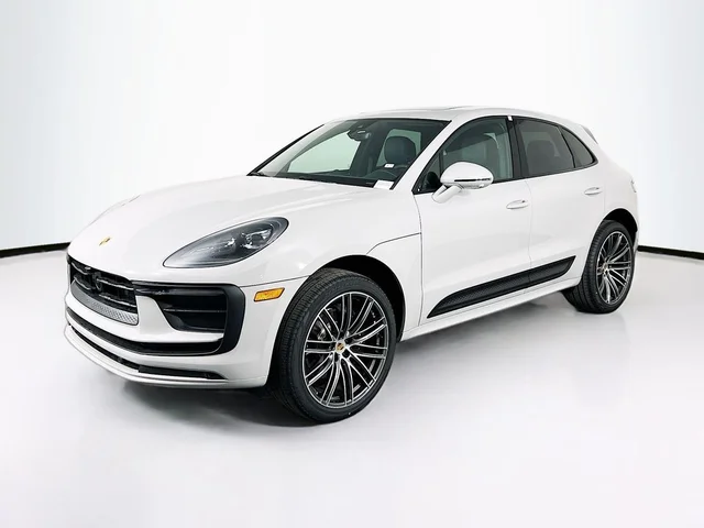 2026 Porsche Macan Base