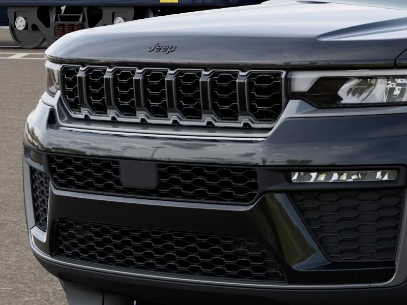 New 2027 High-Gloss Black Paint Jeep Limited image 7