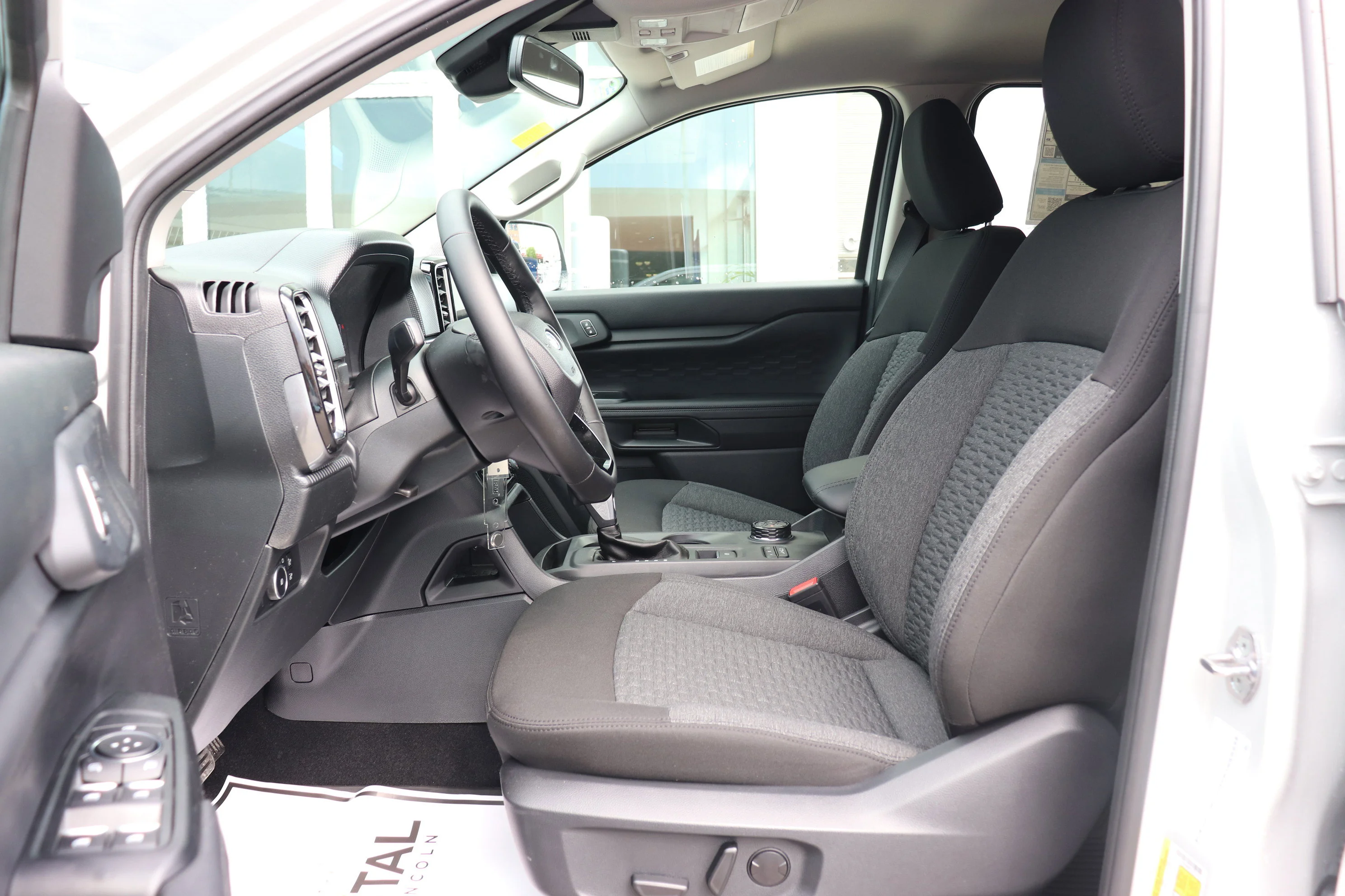 New 2026 AVALANCHE Ford XLT image 9