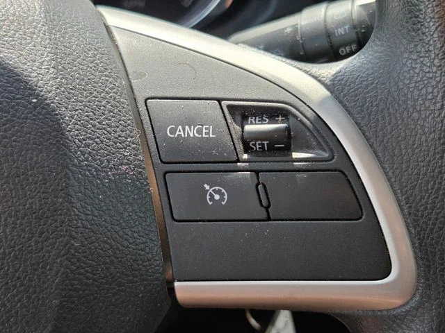Used 2024 Gray Mitsubishi 2.0 ES image 21
