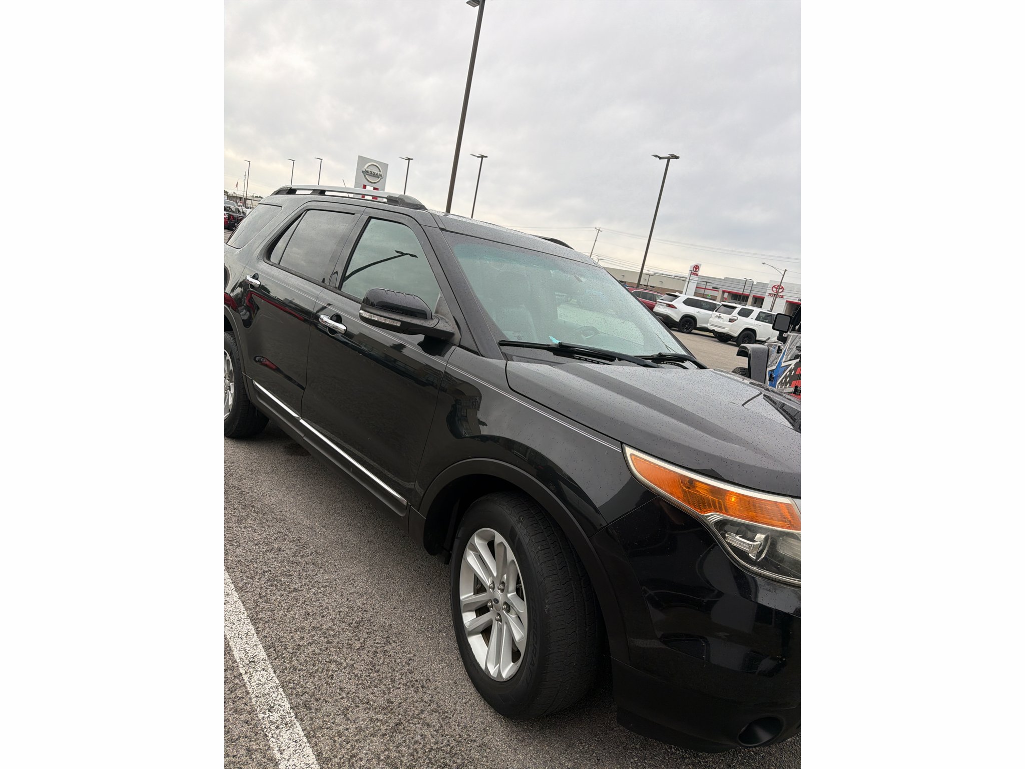 Used 2015 Tuxedo Black Metallic Ford XLT image 1