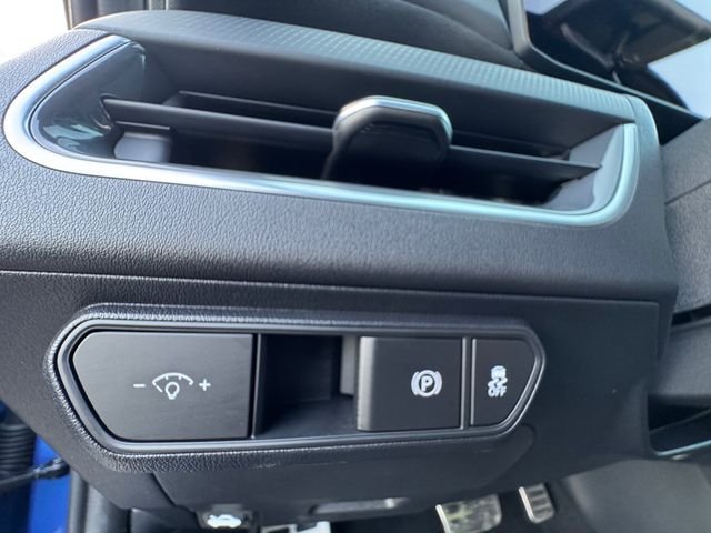 2026 Kia K4 GT-Line Turbo - Photo 6