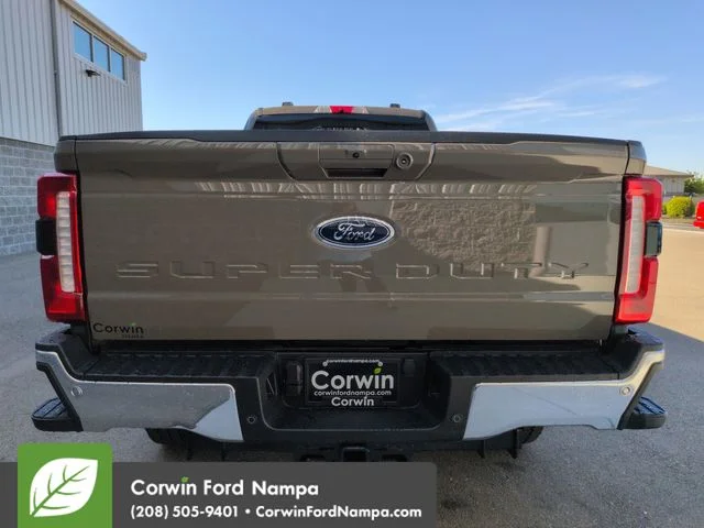 New 2026 Marsh Gray Ford Lariat image 4