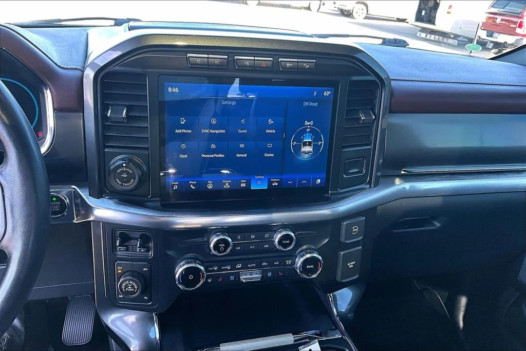 Used 2022 Gray Ford Lariat image 32