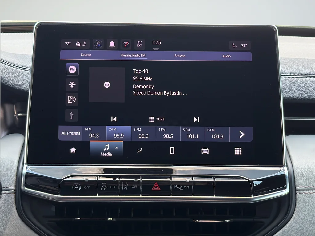 2025 Jeep Compass Limited - Photo 12