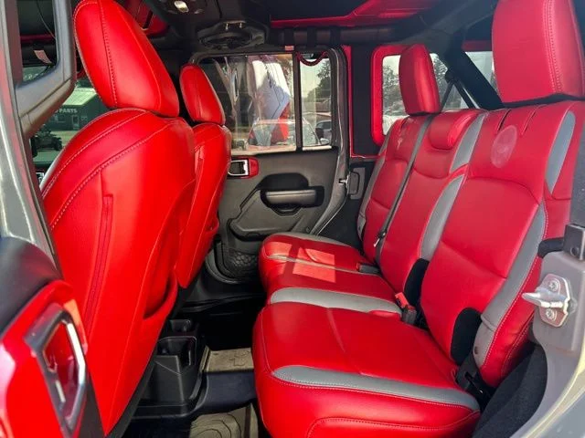Used 2018 Gray Jeep Unlimited Sport S image 23
