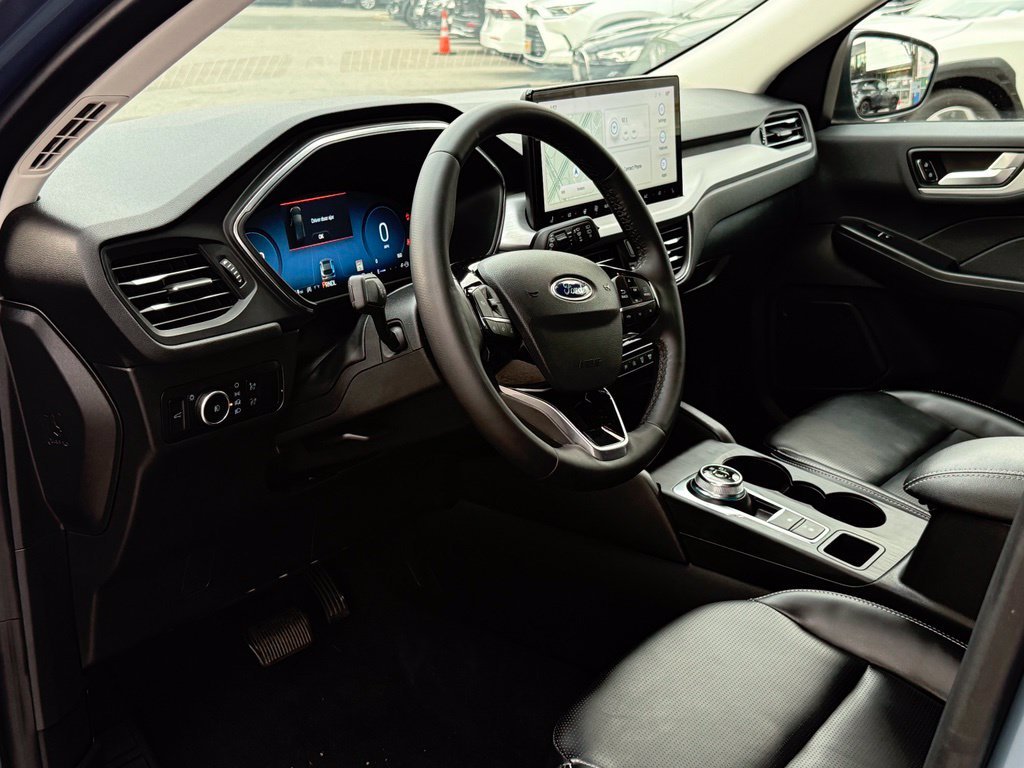 Certified Used 2023 Vapor Blue Ford Platinum image 19