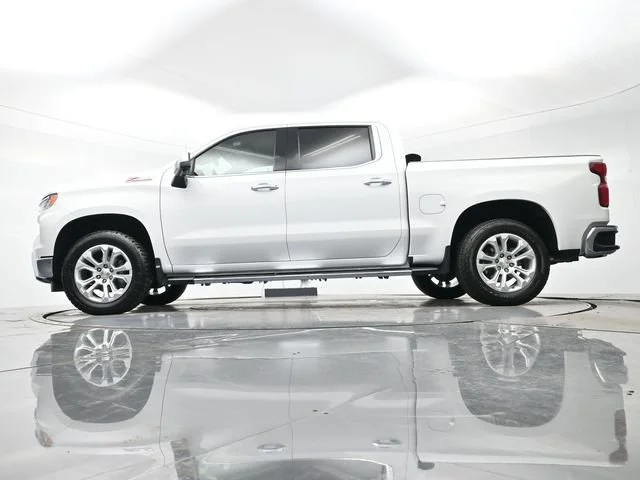 Used 2023 Summit White Chevrolet LTZ image 26