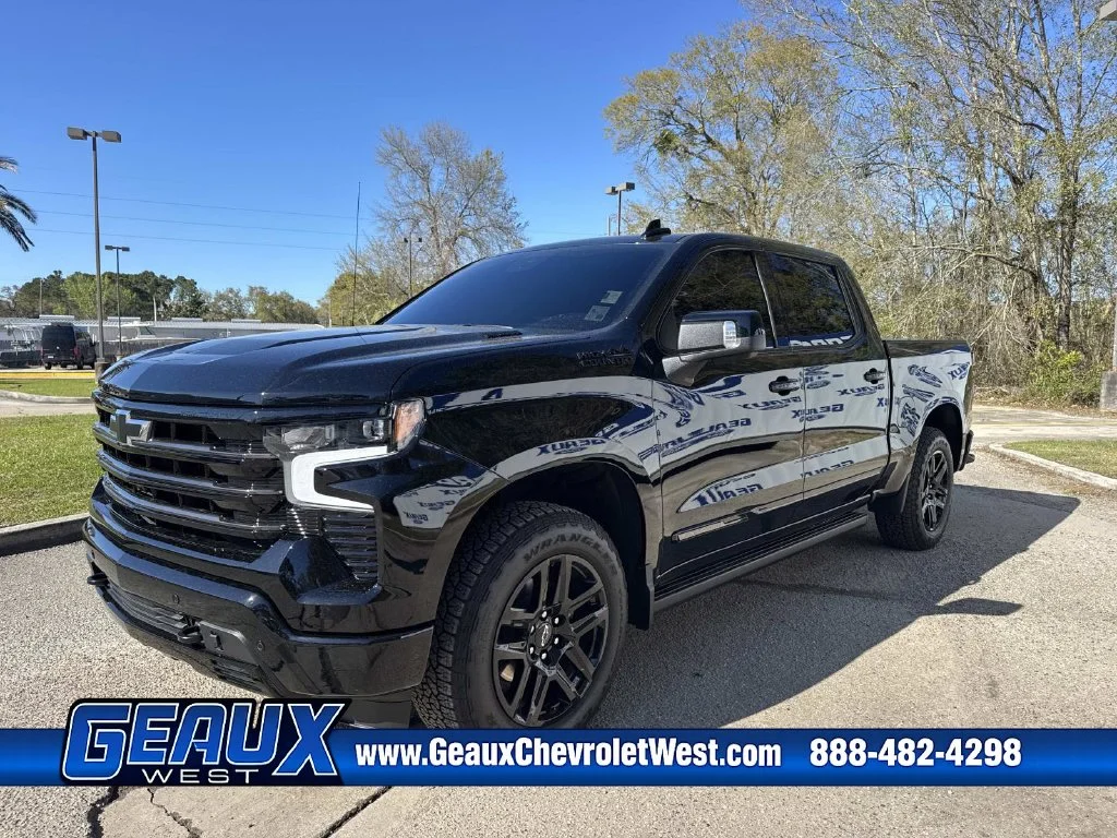 Used 2025 Black Chevrolet High Country image 7