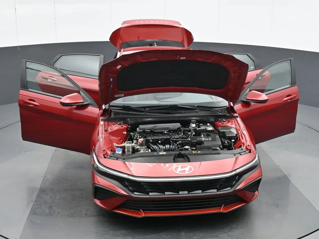 Used 2024 Red Hyundai SEL image 34