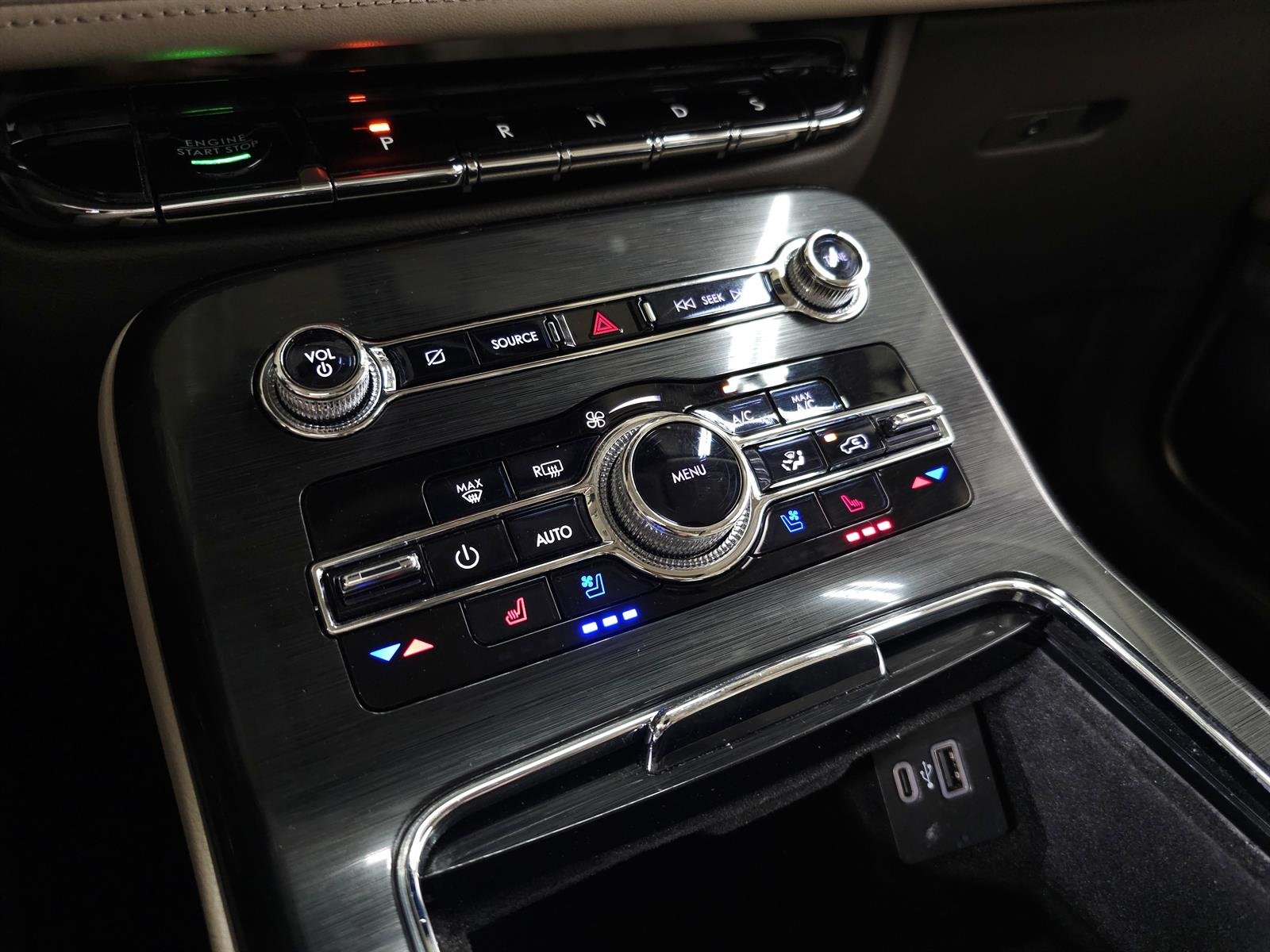 Used 2021 Blue Lincoln Reserve image 27