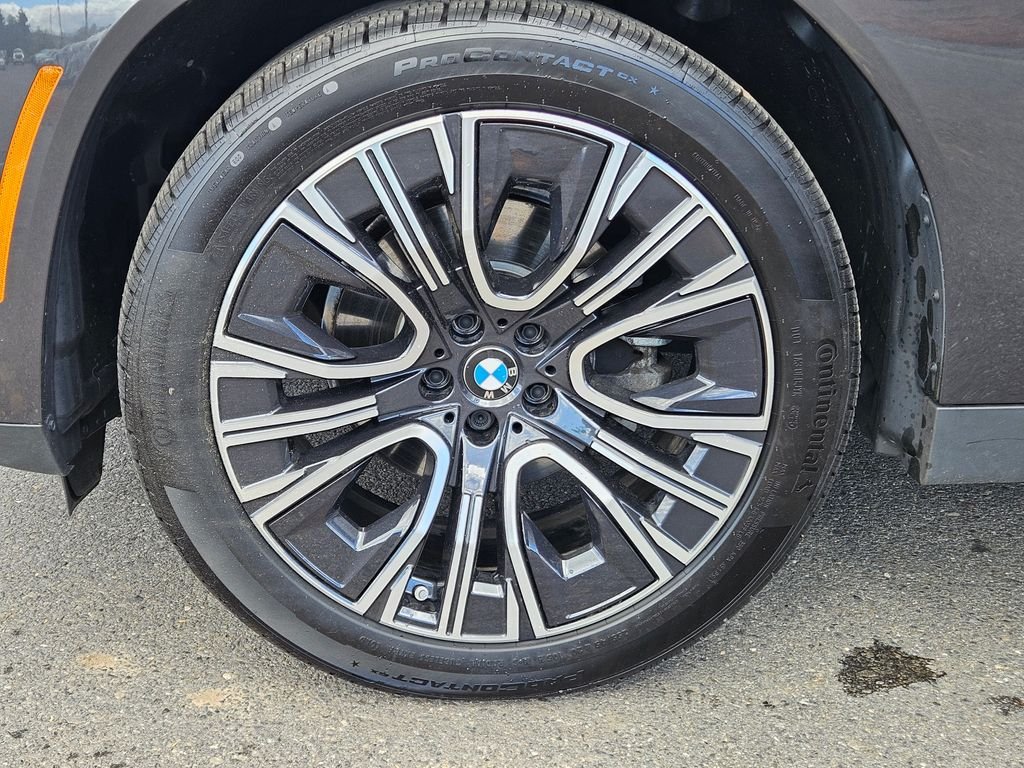 Certified Used 2026 Dark Graphite Metallic BMW 30 xDrive image 36