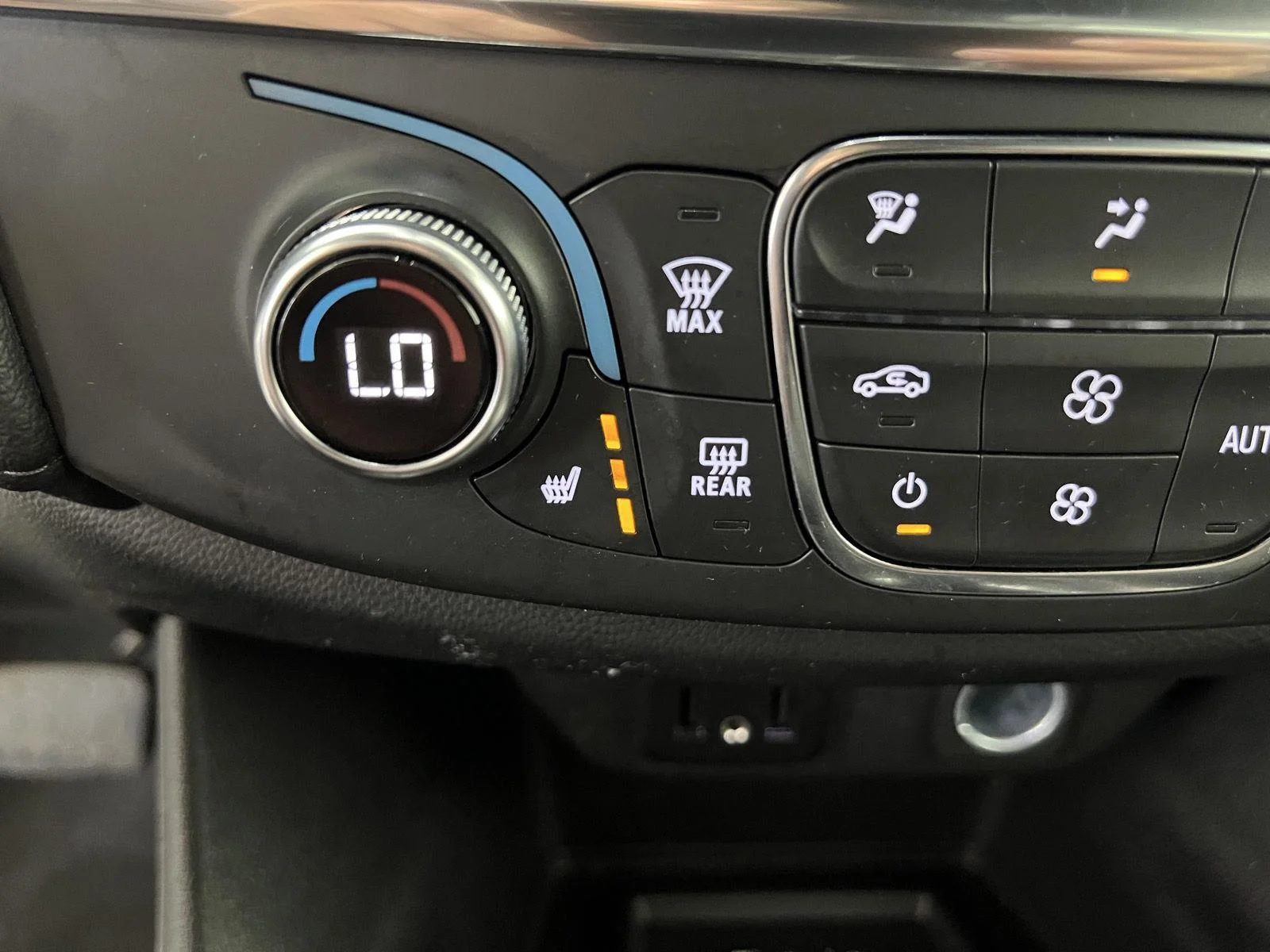 Used 2023 Summit White Chevrolet LT image 16