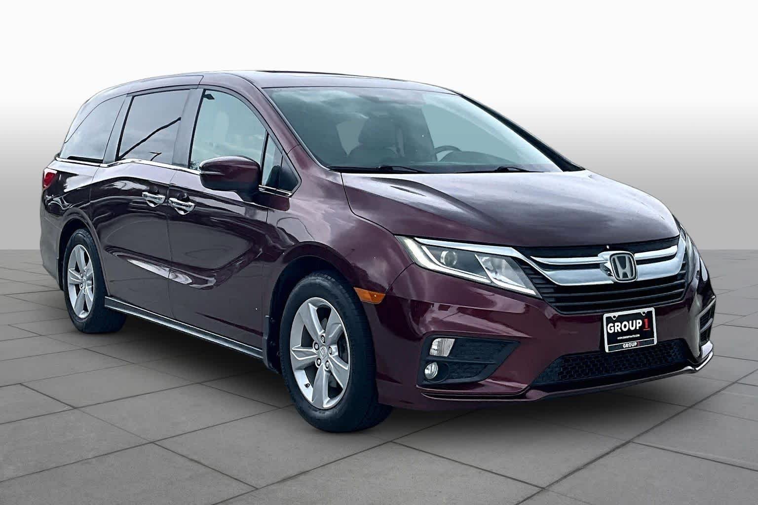 Used 2018 Deep Scarlet Pearl Honda EX-L image 3