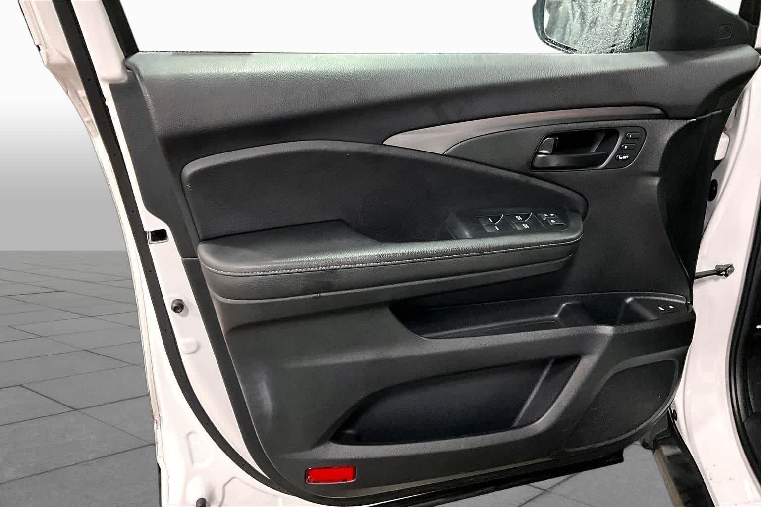 2023 Honda Passport EX-L - Photo 21