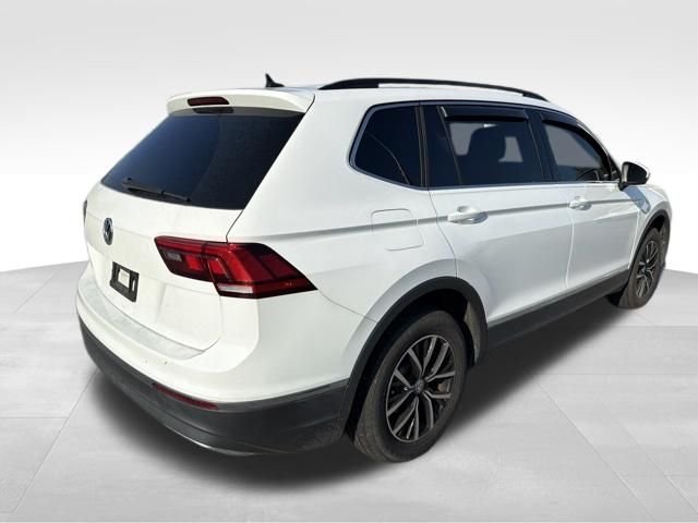 Used 2021 White Volkswagen 2.0T SE image 4