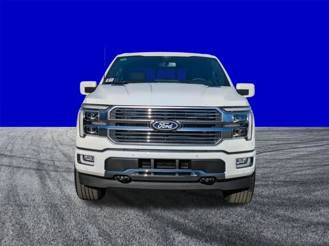 New 2026 Star White Metallic Tri-Coat Ford Platinum® image 9