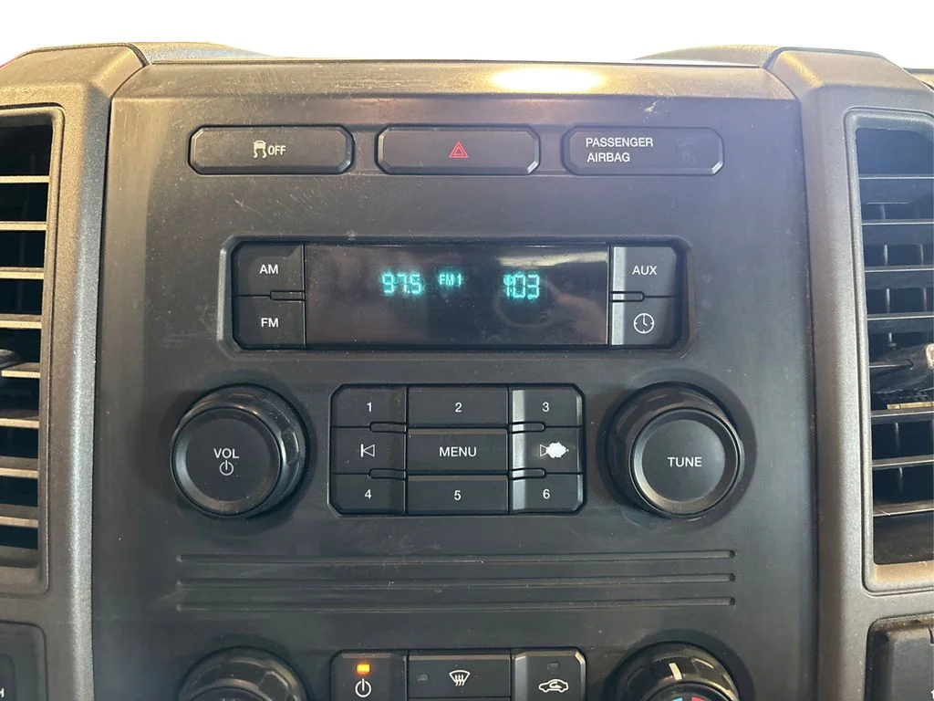 Certified Used 2017 Oxford White Ford XL image 22