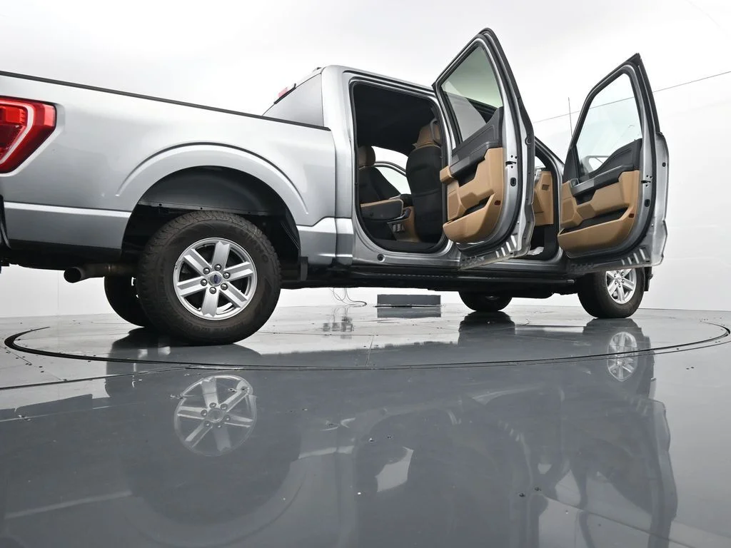 Used 2022 Silver Ford XLT image 38