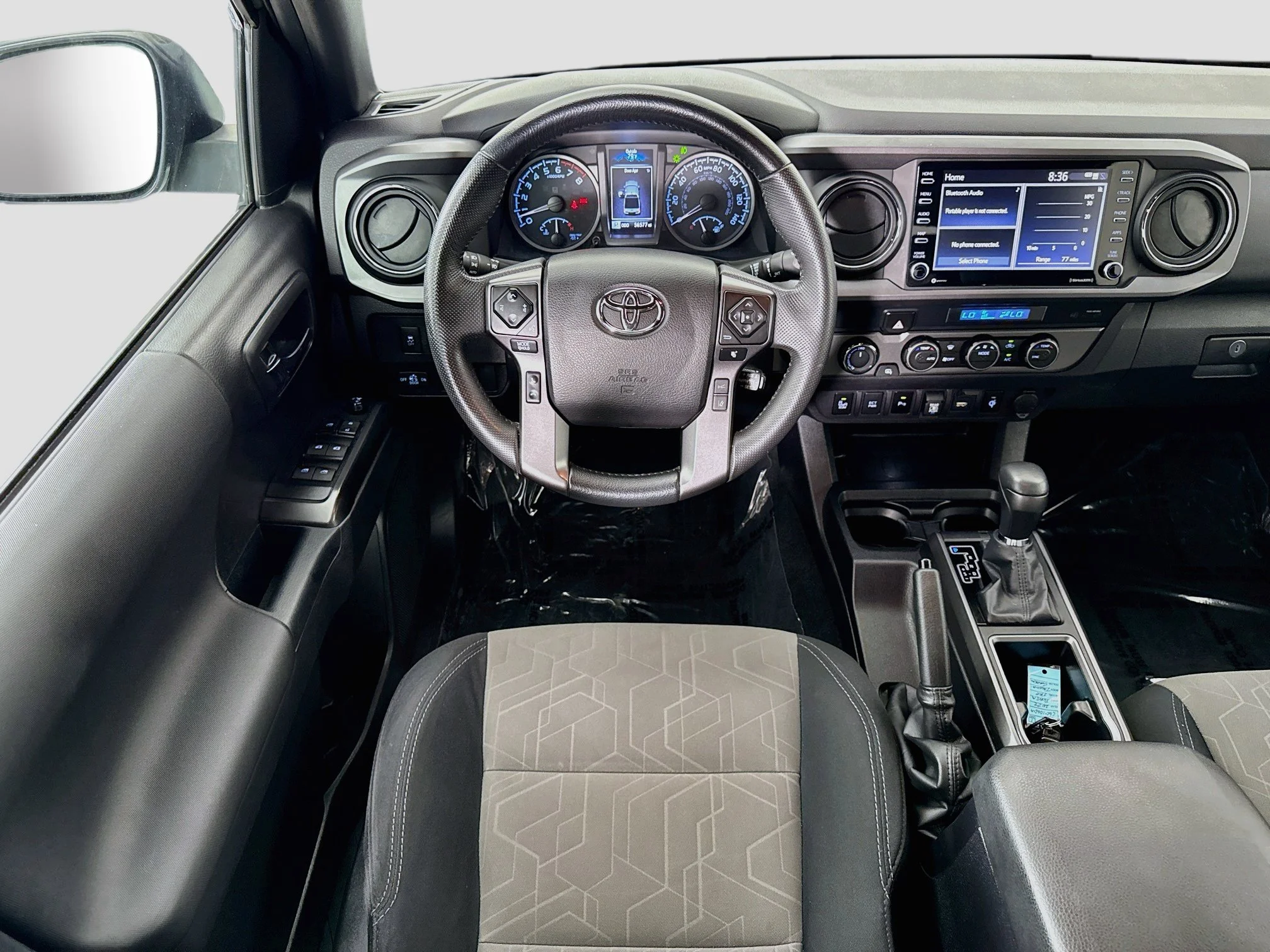 Used 2022  Toyota SR image 22