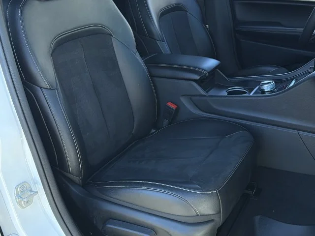 Used 2023 White Jeep Altitude X image 33