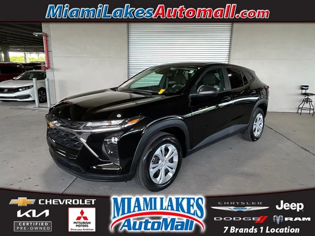 2025 Chevrolet Trax LS