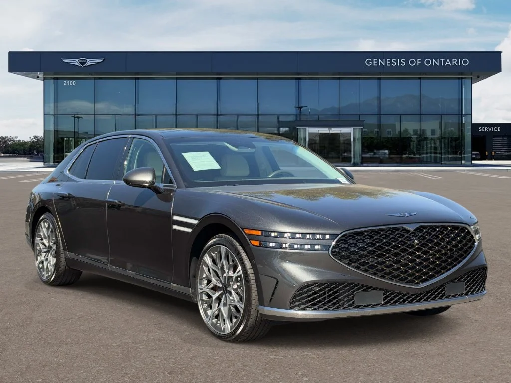2023 GENESIS G90