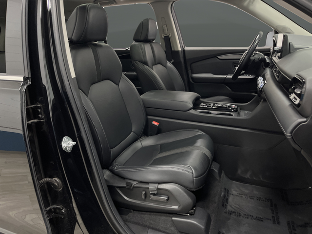 Used 2023 Black Honda Touring image 29