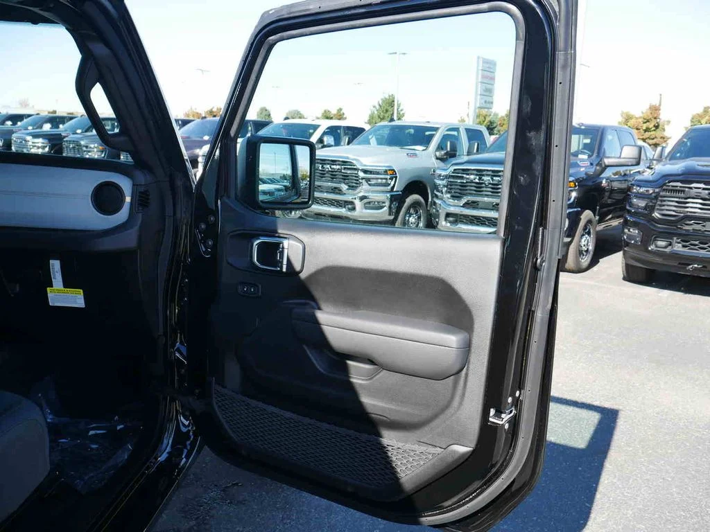 2025 Jeep Gladiator Sport S - Photo 25