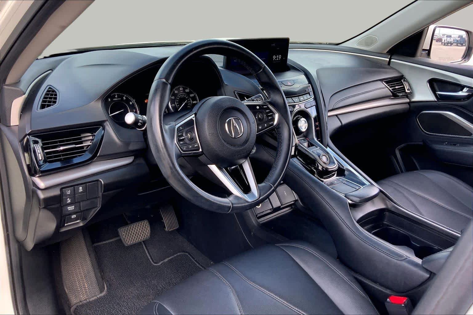 Used 2019 White Diamond Pearl Acura  image 17
