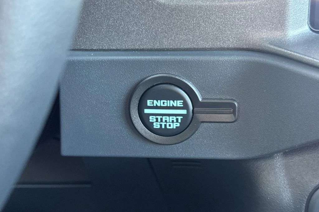 New 2026 Oxford White Ford Badlands® image 23