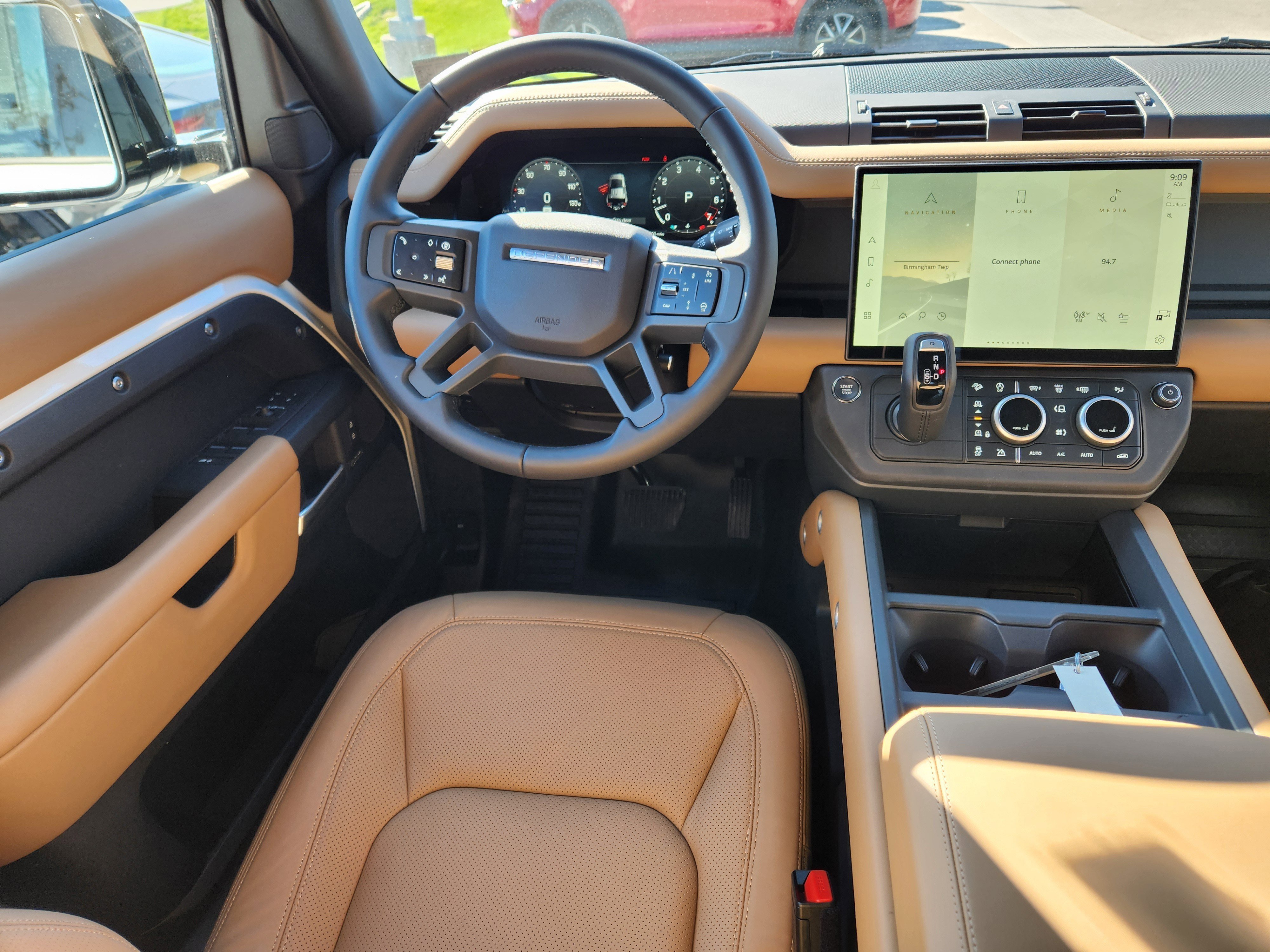 2026 Land Rover Defender X-Dynamic SE - Photo 14