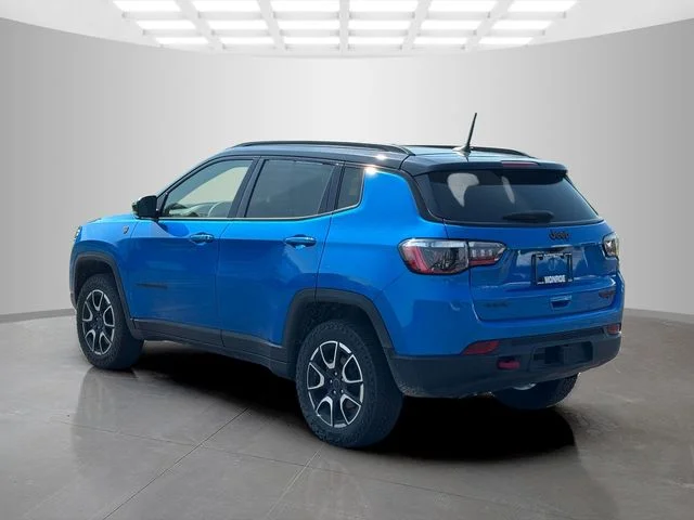 Certified Used 2025 Blue Jeep Trailhawk image 5