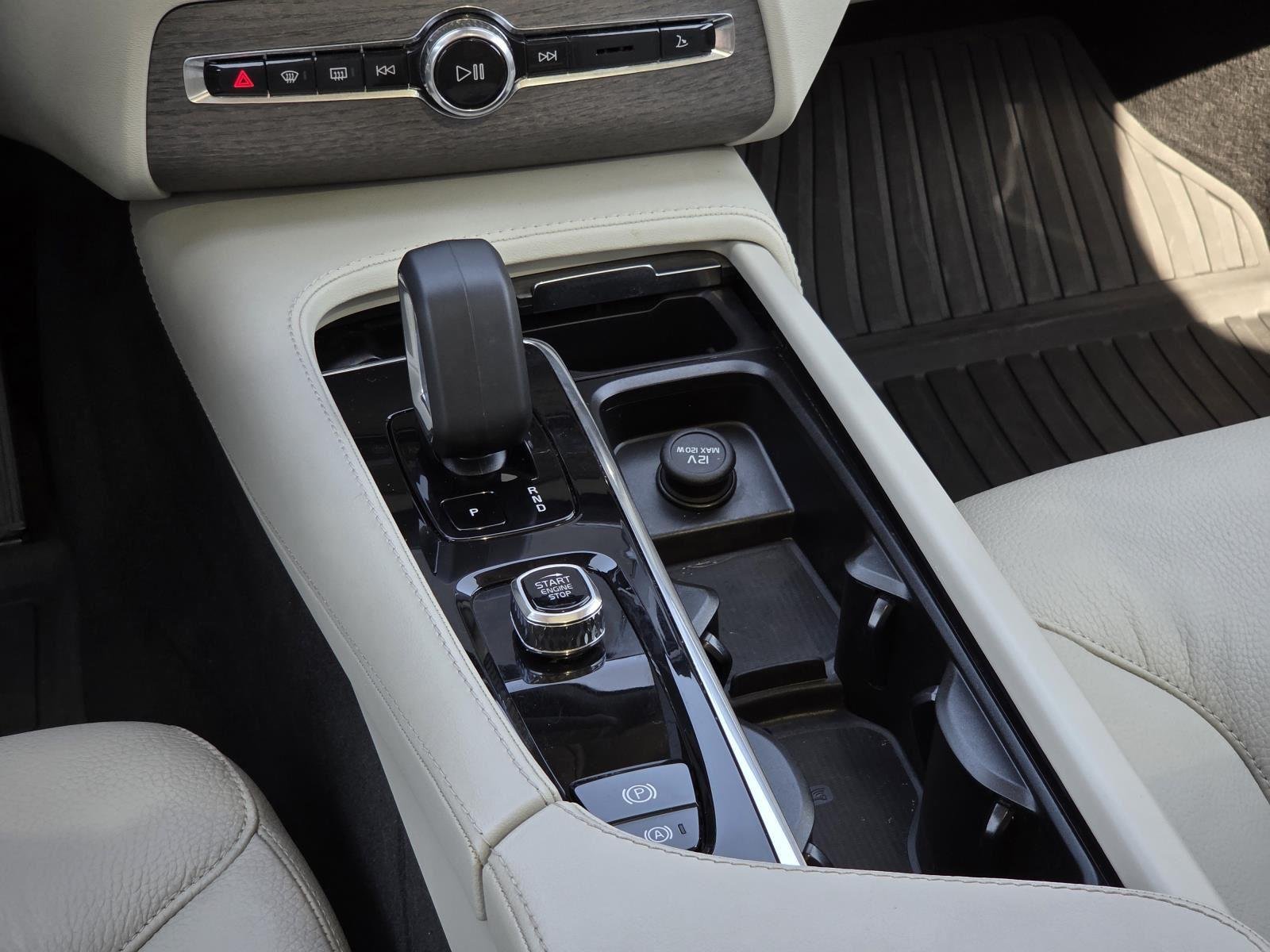 Used 2023 Crystal White Metallic Volvo Plus image 18