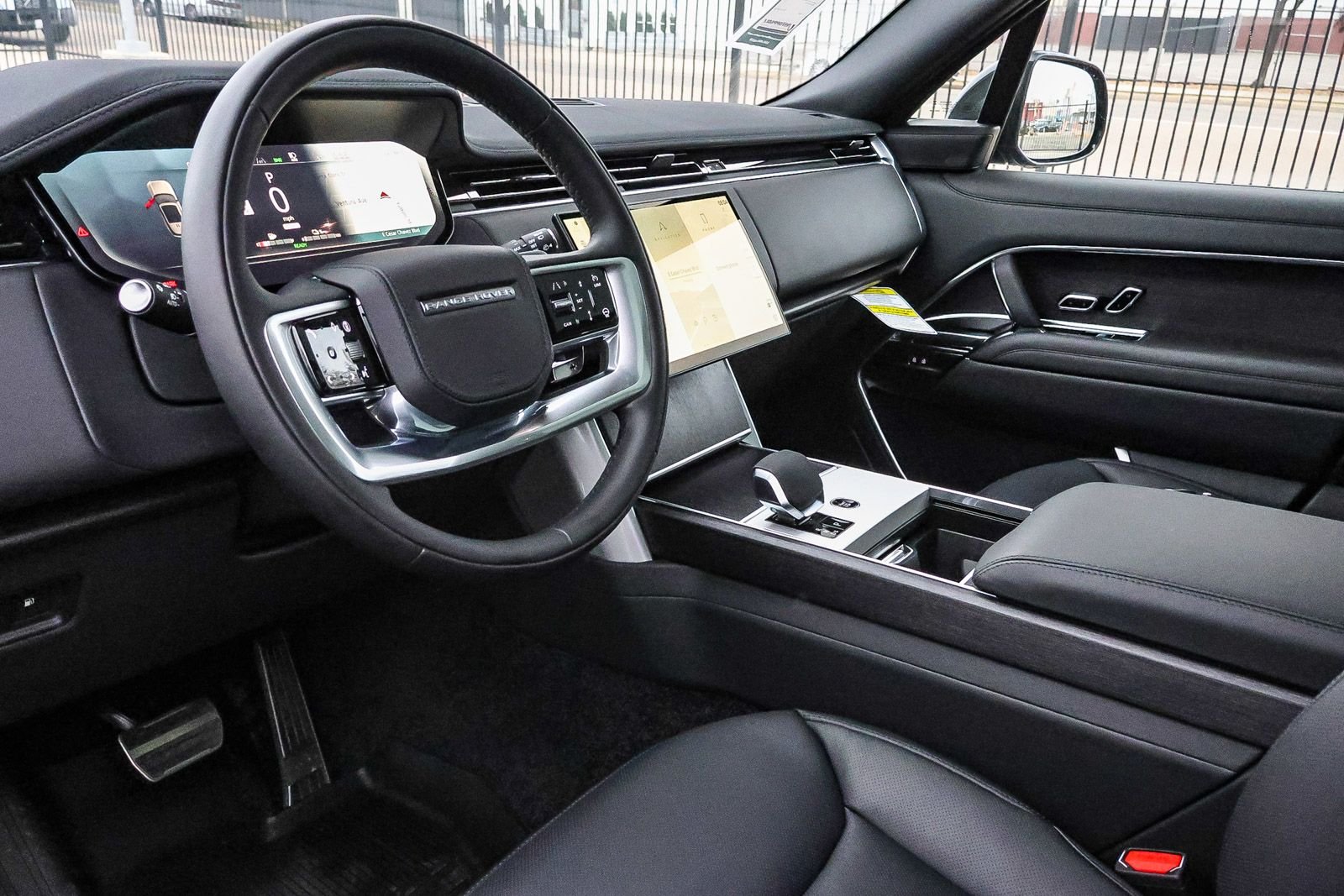 2026 Land Rover Range Rover SE - Photo 28