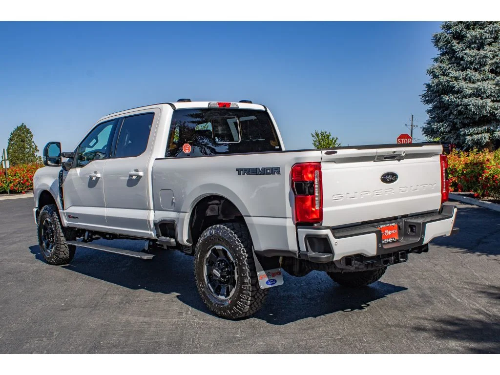 New 2026 Star White Metallic Tri-Coat Ford LARIAT image 6