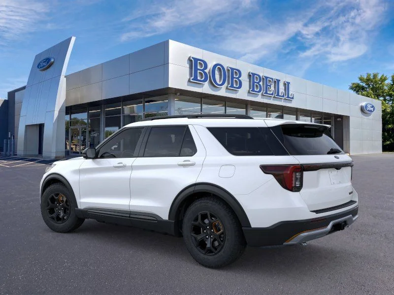 New 2026 Star White Metallic Tri-Coat Ford Tremor® image 4