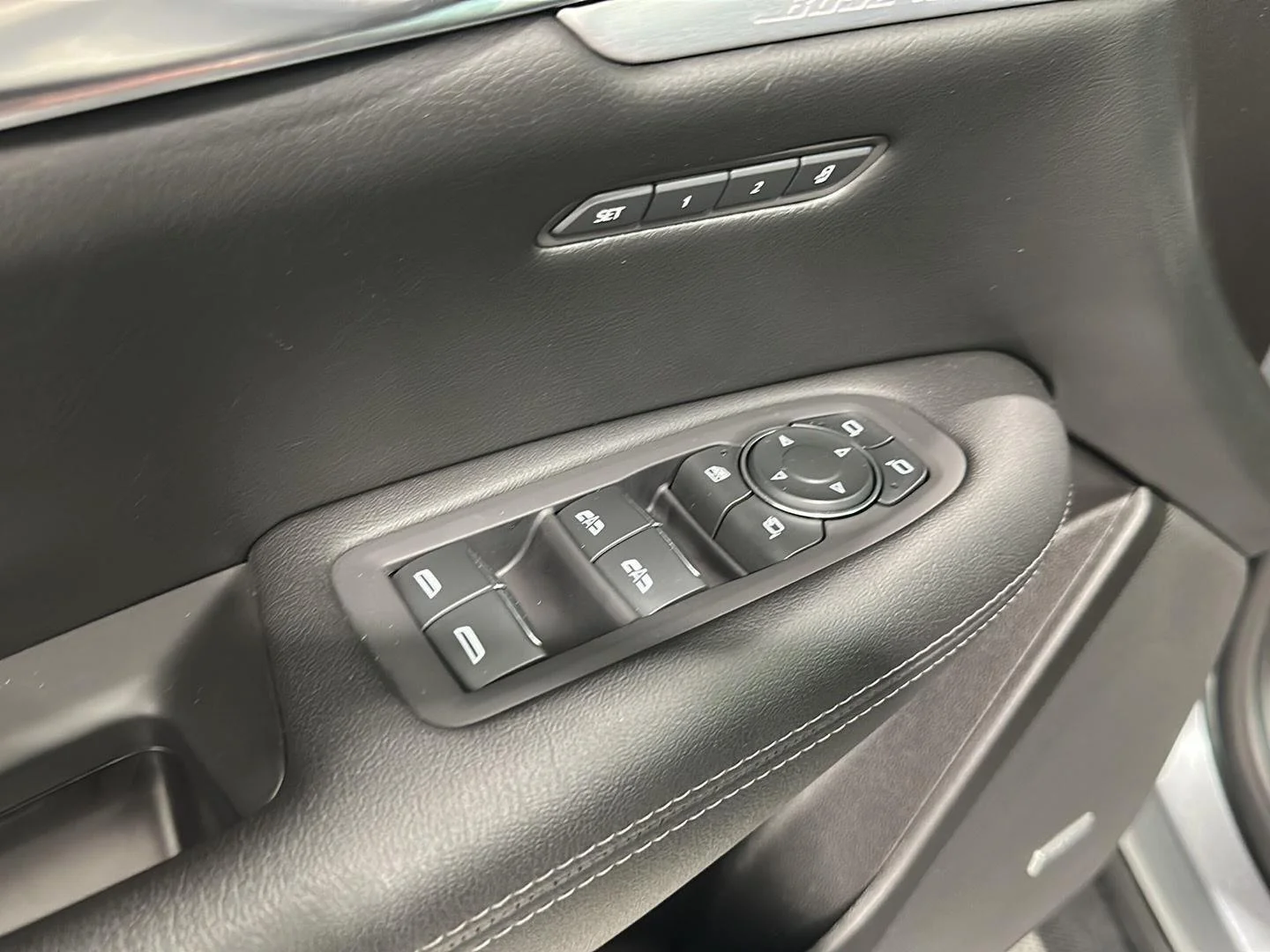Used 2021 SATIN STEEL METALLIC Cadillac AWD Sport image 19