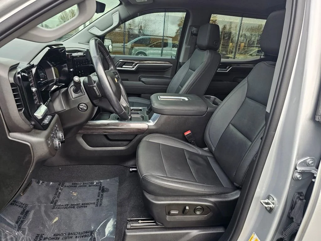 Used 2022 Silver Ice Metallic Chevrolet LTZ image 22