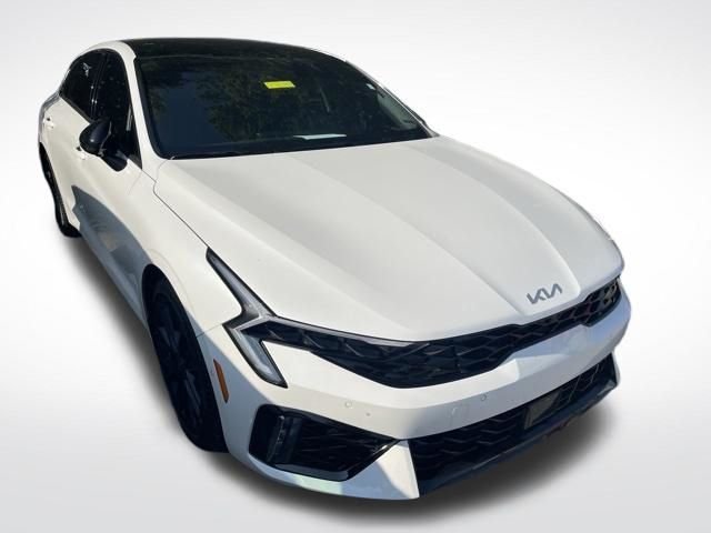Used 2026 Snow White Pearl Kia GT image 10